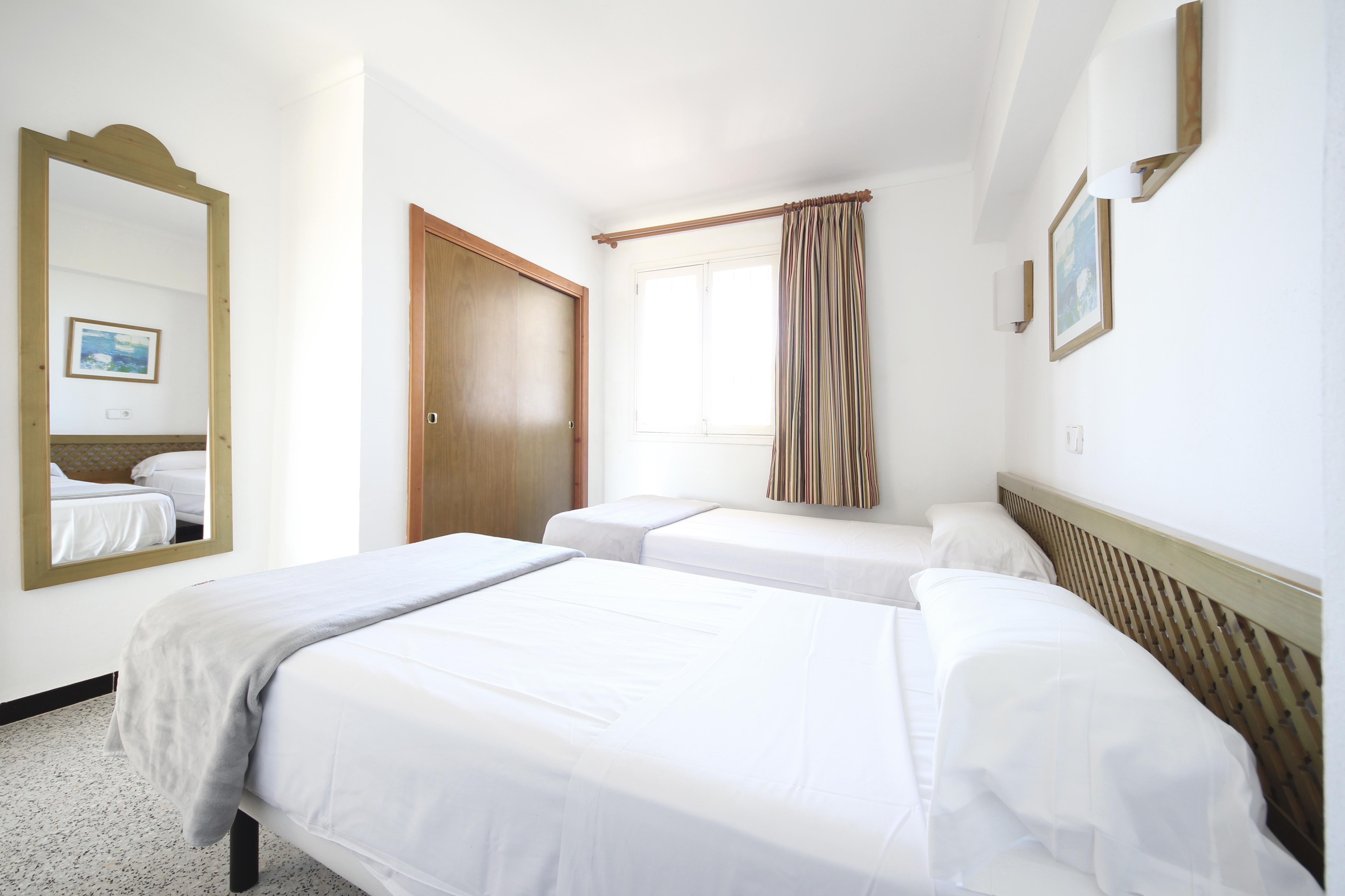 Aparthotel Niu D'Aus Portopetro Extérieur photo
